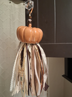 🍂 Harvest Pumpkin Tassel – Autumn Bloom